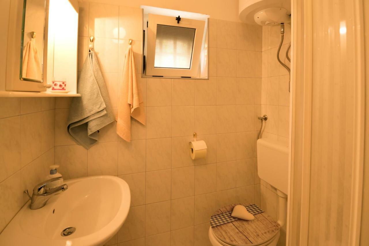 One Bedroom Apartment Near The Kamenjak Park In Prematura Premantura Buitenkant foto