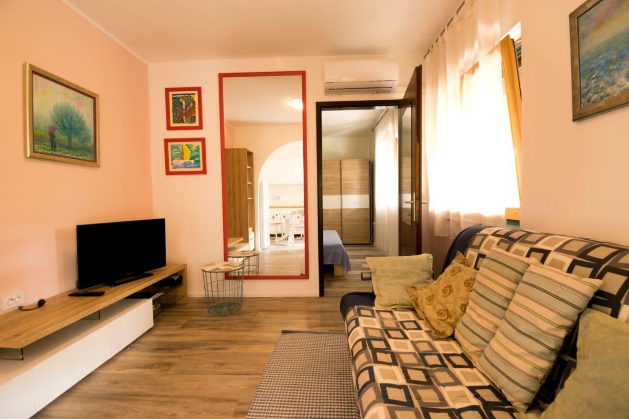 One Bedroom Apartment Near The Kamenjak Park In Prematura Premantura Buitenkant foto